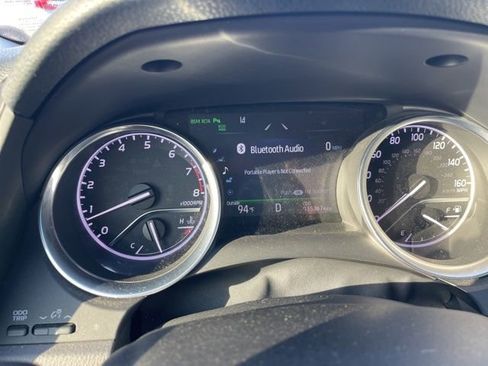 Used 2018 Toyota Camry XLE image 10