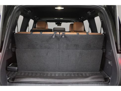 Used 2024 Lexus GX 550 w/ Accessory Package (31) AWD/4WD image 31