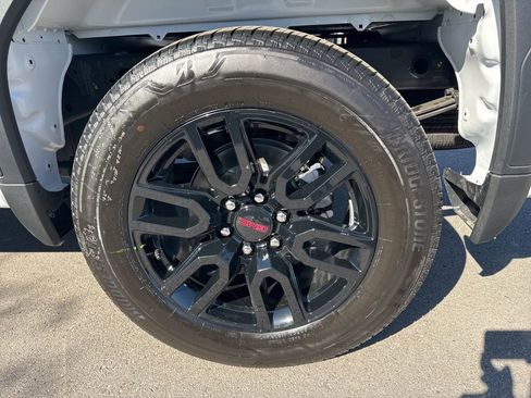 New 2026 GMC Sierra 1500 Elevation image 33