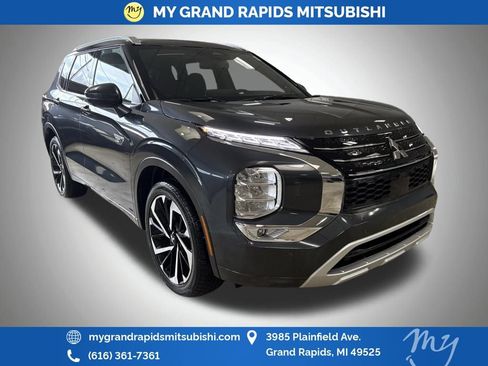 New 2025 Mitsubishi Outlander SEL AWD/4WD image 1