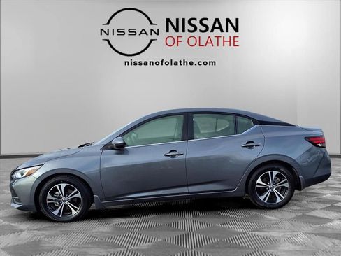 Used 2022 Nissan Sentra SV image 17