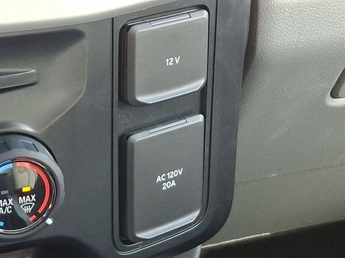 Used 2025 Ford F250 XLT w/ Black Appearance Package AWD/4WD image 26