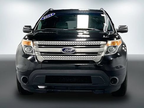 Used 2013 Ford Explorer 4WD w/ Class III Trailer Tow Pkg image 3