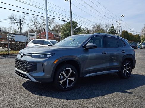 New 2026 Volkswagen Tiguan SE AWD/4WD image 2
