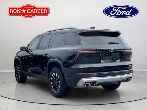 Used 2025 Chevrolet Traverse Z71 AWD/4WD image 4