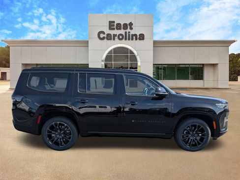 New 2026 Jeep Grand Wagoneer Summit AWD/4WD image 2