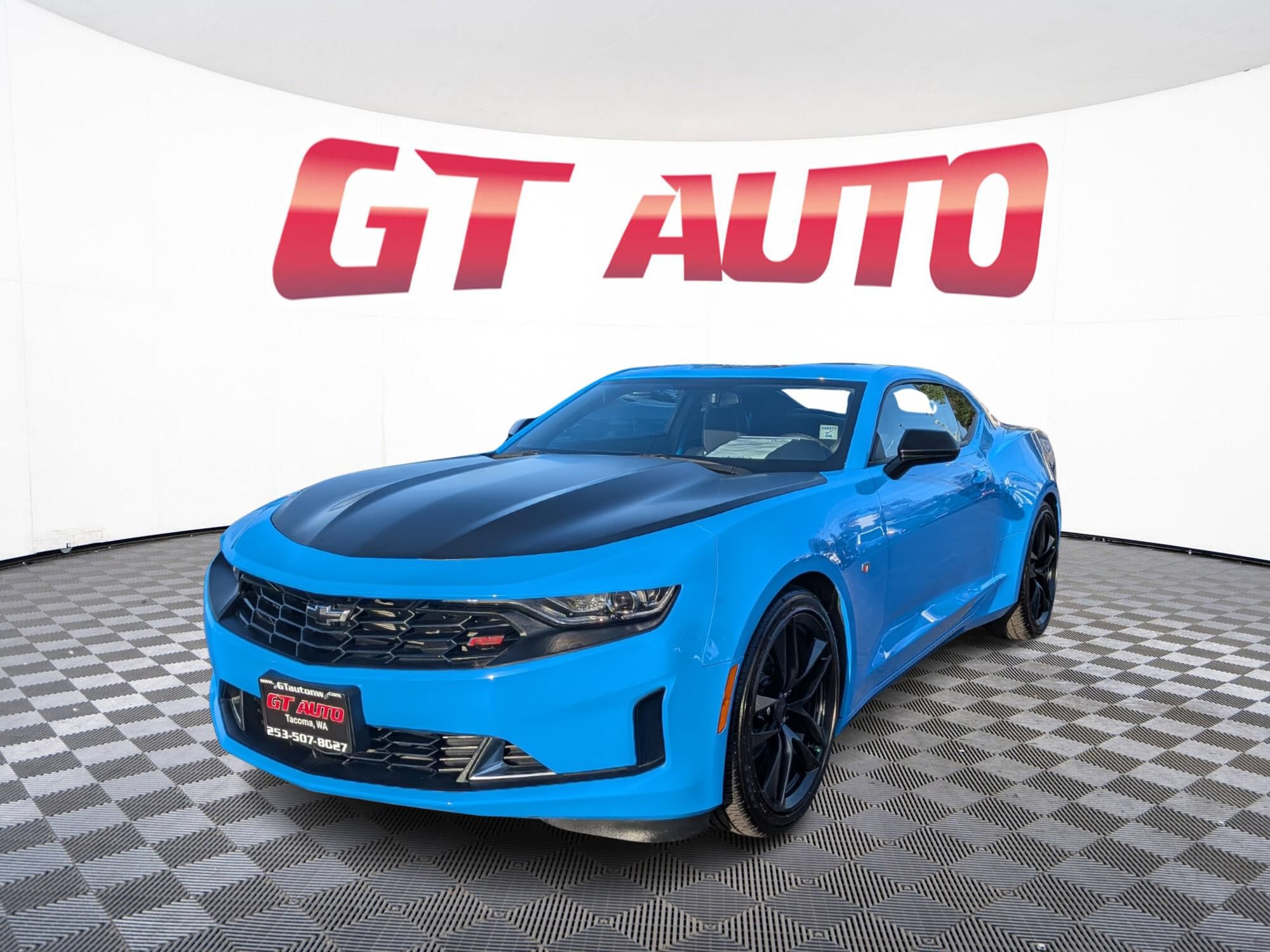 Used 2023 Chevrolet Camaro LT w/ RS Package RWD image 2