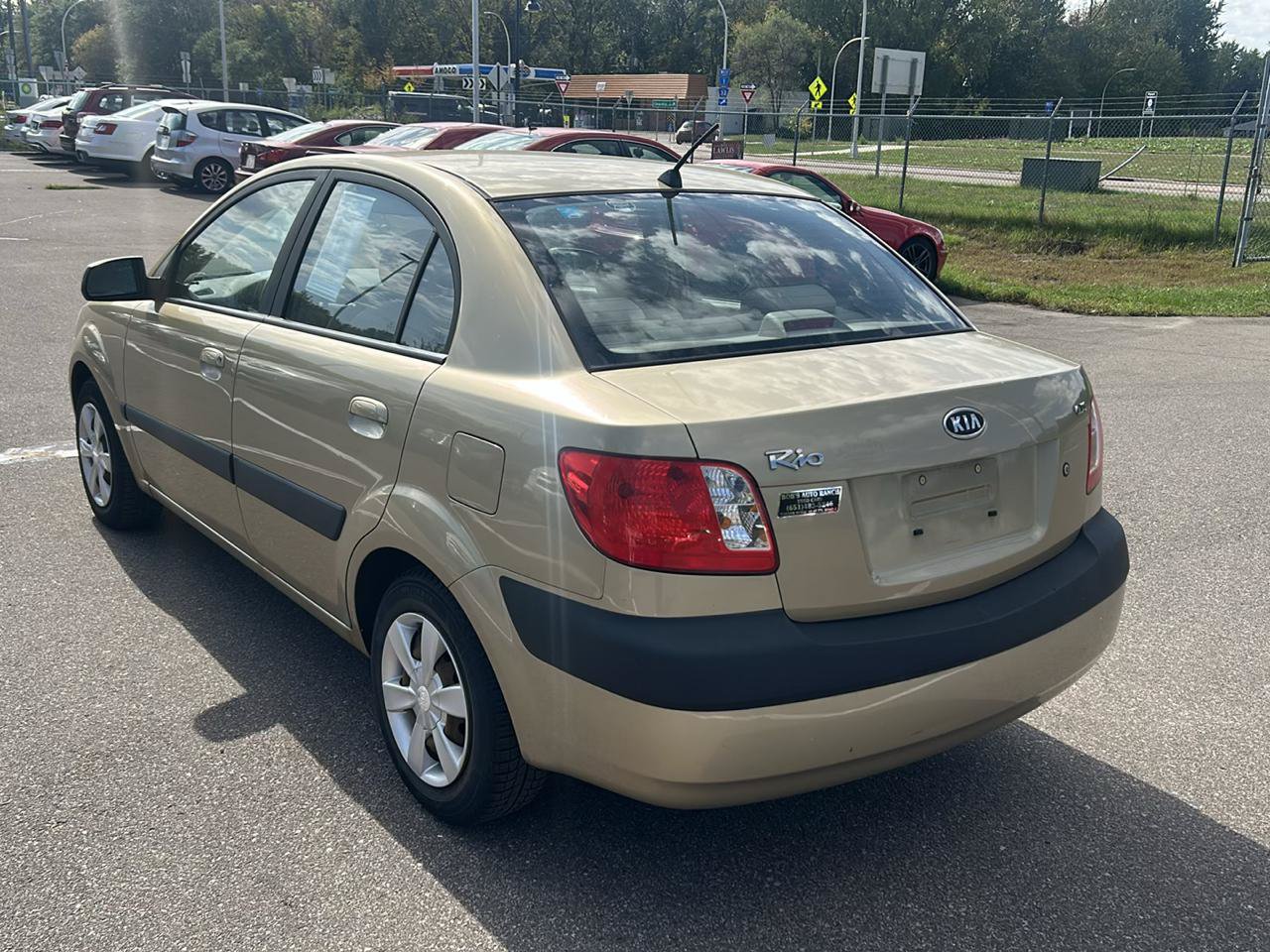 Used 2006 Kia Rio Sedan FWD image 7