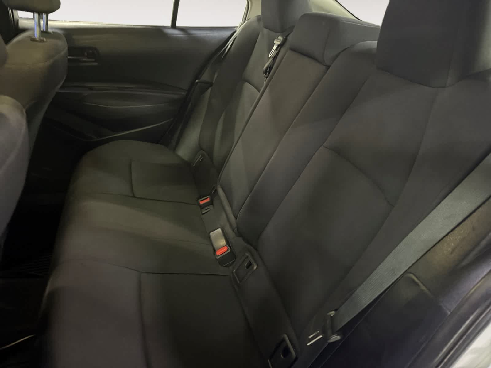 Used 2025 Toyota Corolla LE FWD image 20