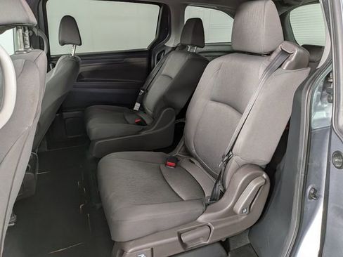 Used 2018 Honda Odyssey LX image 21