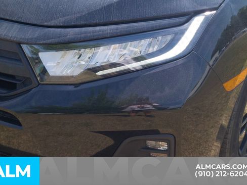Used 2025 Honda Odyssey Sport-L image 11