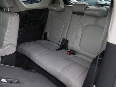 Used 2024 Honda Pilot EX-L image 15