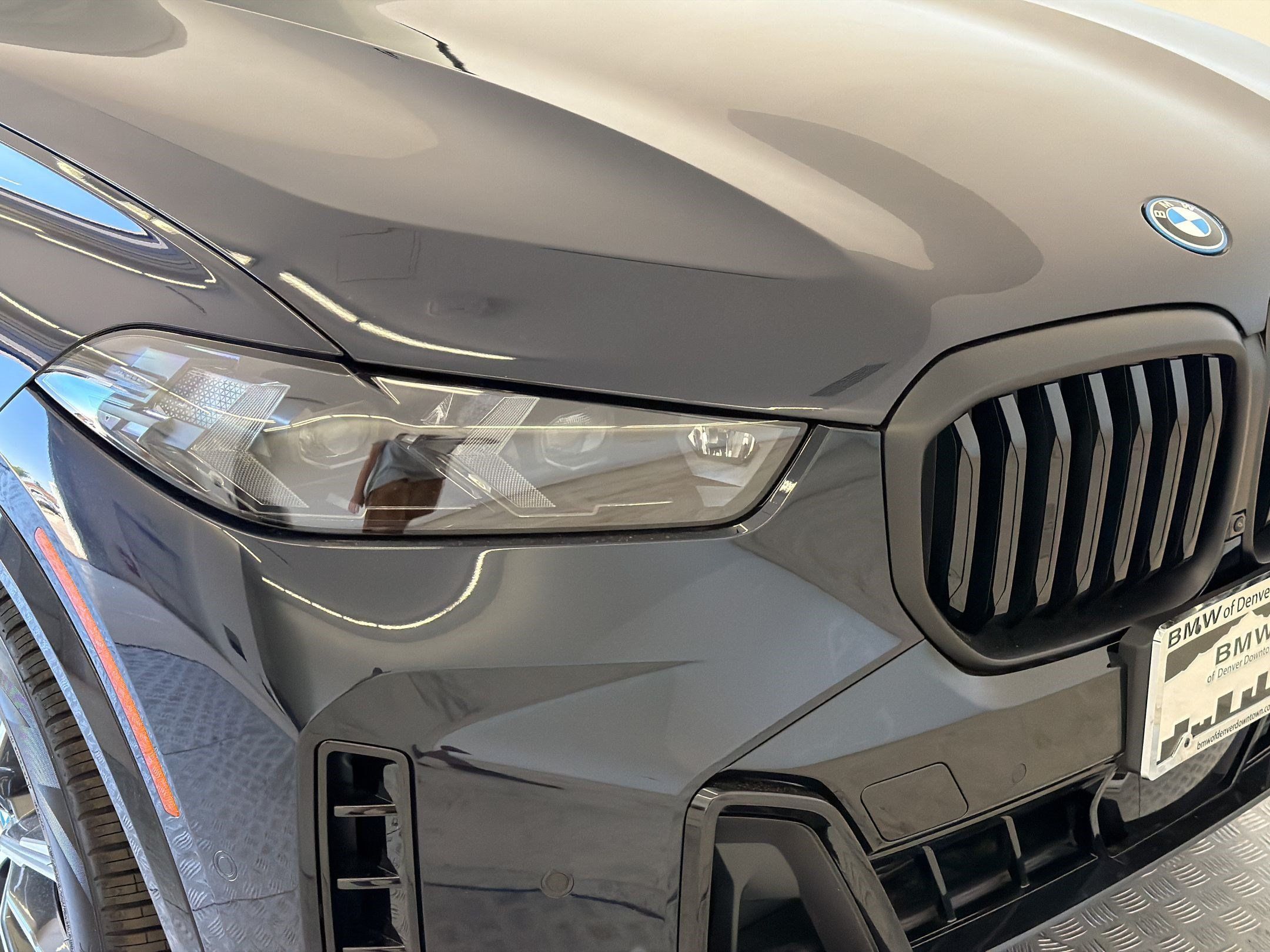 New 2026 BMW X5 xDrive50e w/ M Sport Package AWD/4WD image 12