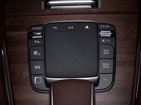 Certified 2026 Mercedes-Benz GLS 450 4MATIC image 19