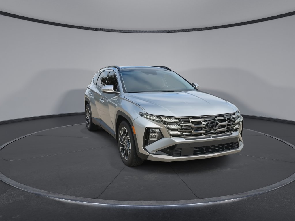 Used 2025 Hyundai Tucson Limited FWD image 3