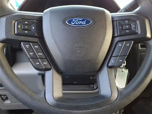 Used 2017 Ford F150 XL w/ Equipment Group 101A Mid image 9