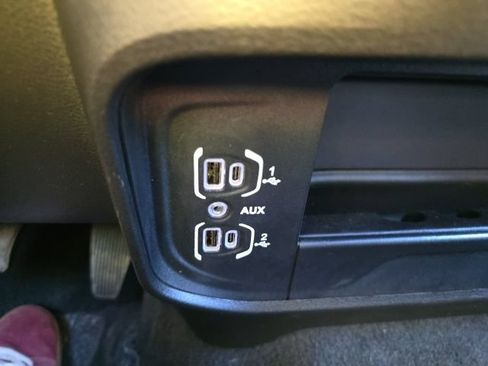 Used 2026 RAM 2500 Big Horn AWD/4WD image 25
