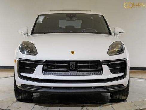 Used 2024 Porsche Macan w/ Premium Plus Package AWD/4WD image 7