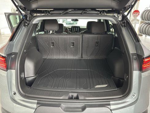 New 2026 Chevrolet Blazer LT w/ LPO, Floor Liner Package image 10