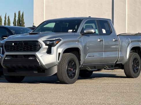 New 2026 Toyota Tacoma SR5 image 2