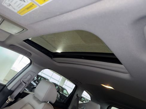 Used 2018 Honda CR-V Touring image 31