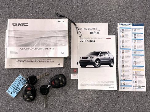 Used 2011 GMC Acadia SLE AWD/4WD image 34