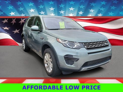 Used 2017 Land Rover Discovery Sport SE image 1