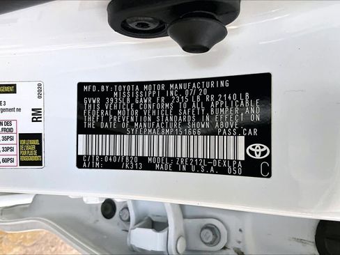 Used 2021 Toyota Corolla LE image 34