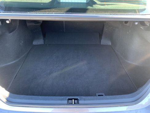 Used 2022 Toyota Camry SE image 7