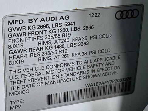 Used 2023 Audi Q5 e Premium Plus w/ Premium Plus Package image 24