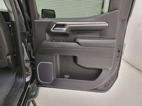 Used 2024 Chevrolet Silverado 1500 LTZ w/ Z71 Off-Road Package image 40