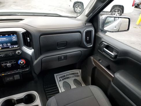 Used 2020 Chevrolet Silverado 1500 LT w/ All-Star Edition image 15