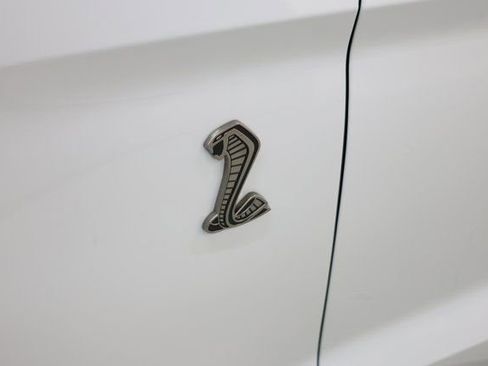 Used 2021 Ford Mustang Shelby GT500 w/ Carbon Fiber Track Pack RWD image 68