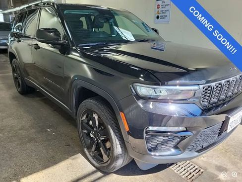 Used 2023 Jeep Grand Cherokee Limited w/ Luxury Tech Group II image 1