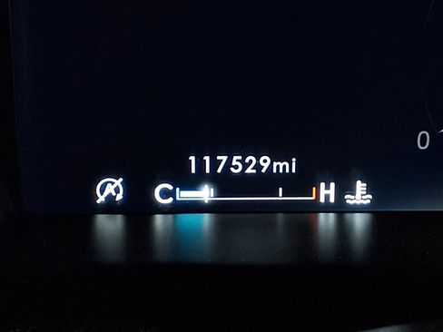 Used 2020 Lincoln Navigator Reserve w/ Luxury Package image 32