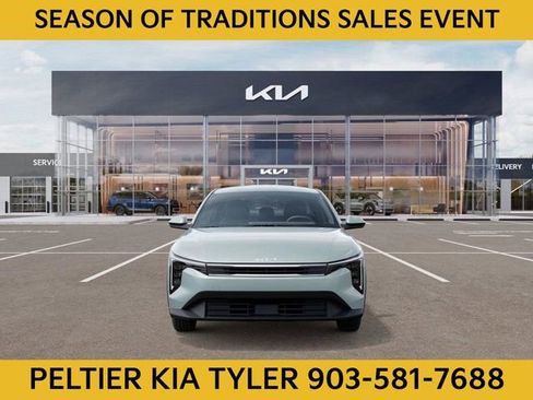 New 2025 Kia K4 LXS image 2