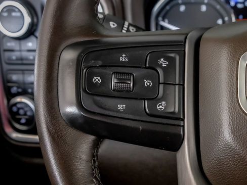 Used 2022 GMC Sierra 2500 Denali w/ Denali Ultimate Package image 16