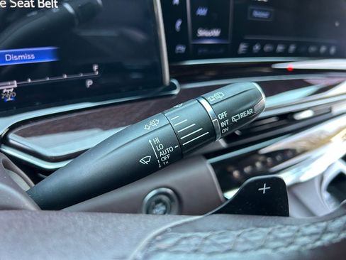 Used 2023 Cadillac Escalade ESV Sport Platinum w/ LPO, ONYX Package AWD/4WD image 61