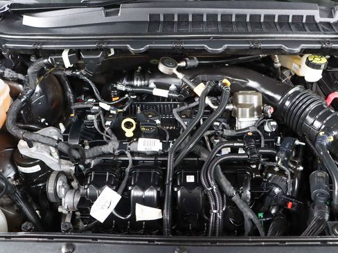 Used 2023 Ford Edge Titanium image 30