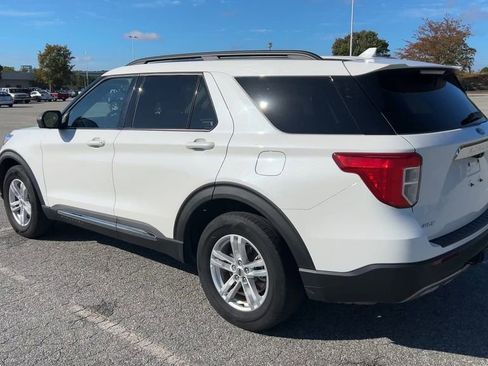 Used 2022 Ford Explorer XLT w/ Equipment Group 202A image 40