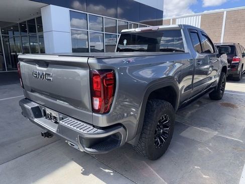 Used 2020 GMC Sierra 1500 Elevation w/ Elevation Value Package image 4