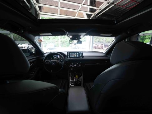 Used 2025 Honda Accord Sport image 19