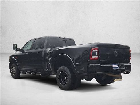 Used 2020 RAM 3500 Laramie w/ Night Edition AWD/4WD image 14