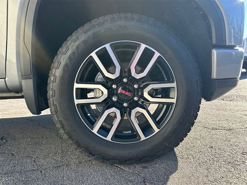 Used 2024 GMC Sierra 1500 AT4 w/ Technology Package image 13