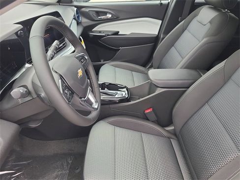 New 2026 Chevrolet Trax LT w/ Driver Confidence Package image 22
