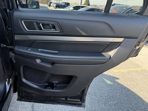 Used 2019 Ford Explorer XLT w/ Equipment Group 202A image 19