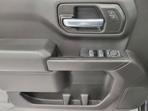 Used 2022 Chevrolet Silverado 1500 Custom Trail Boss w/ LPO, Dark Essentials Package image 24