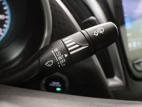 Used 2020 Chevrolet Malibu LS image 36