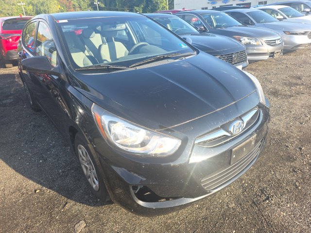 Used 2013 Hyundai Accent GS FWD image 3