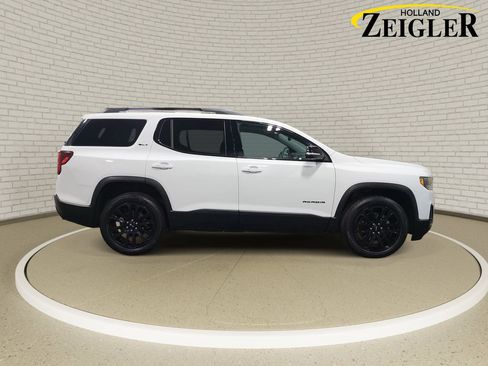 Used 2023 GMC Acadia SLT w/ Elevation Edition AWD/4WD image 4